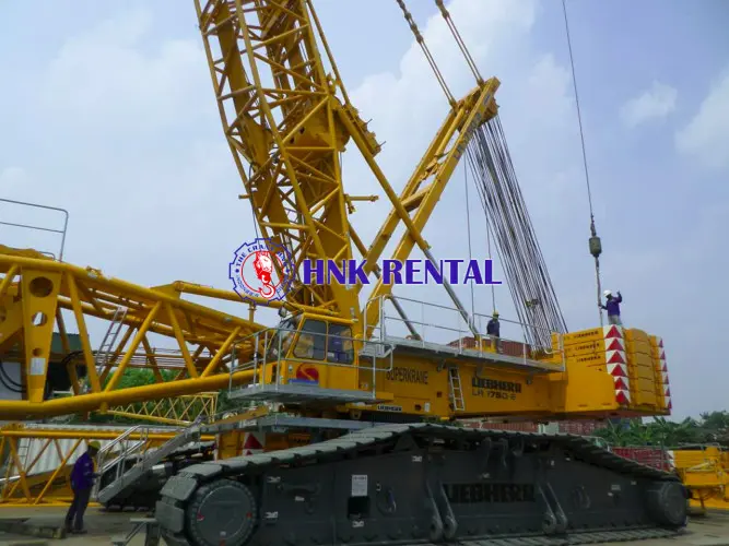  Sewa Unic Crane  wadungasri sidoarjo